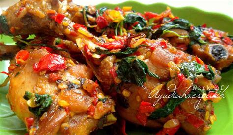 Resep Ayam Goreng Kemangi oleh Tyamohi Cookpad
